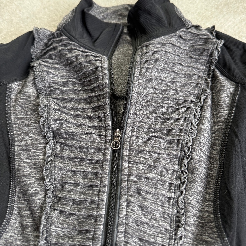 Lululemon Quarterzip Pullover